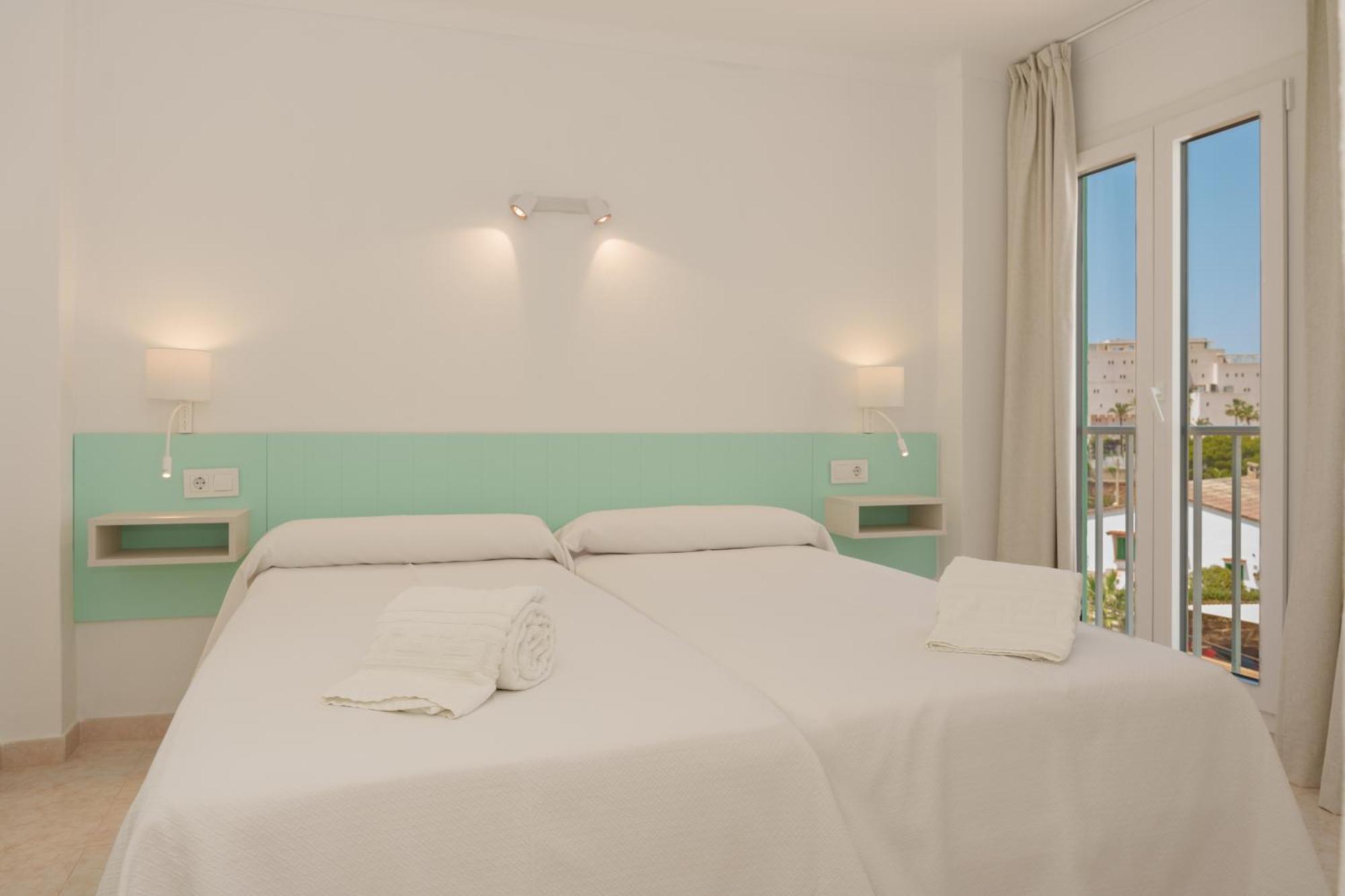 Apartaments Andreas Colonia de Sant Jordi Exteriör bild